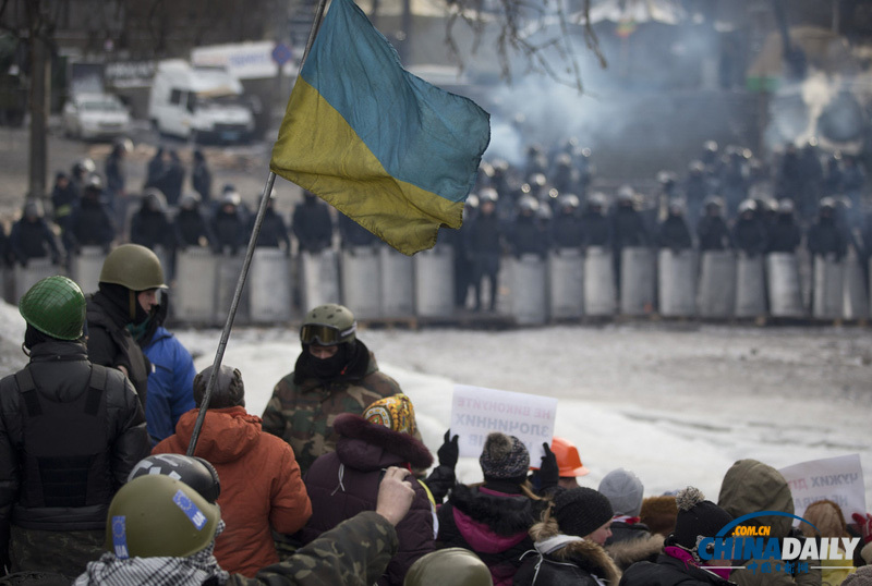 烏克蘭反對派示威持續(xù) 總統(tǒng)被迫請病假“開溜”