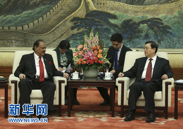 張德江會見巴基斯坦總統(tǒng)侯賽因
