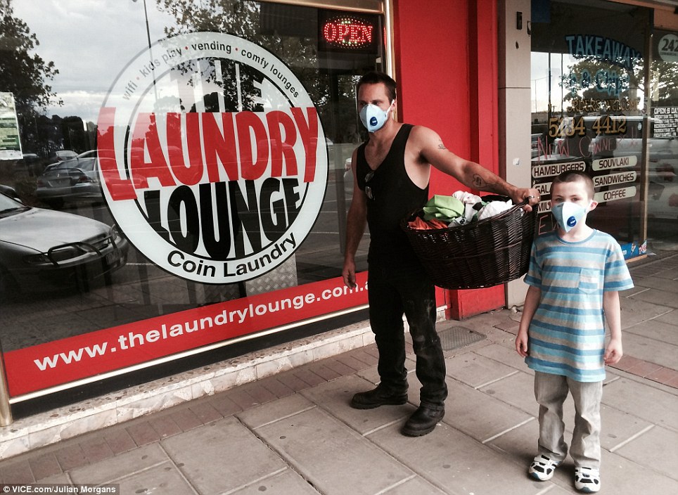 澳大利亞山火吞噬煤礦連燒三周 場(chǎng)景震撼似“火龍”