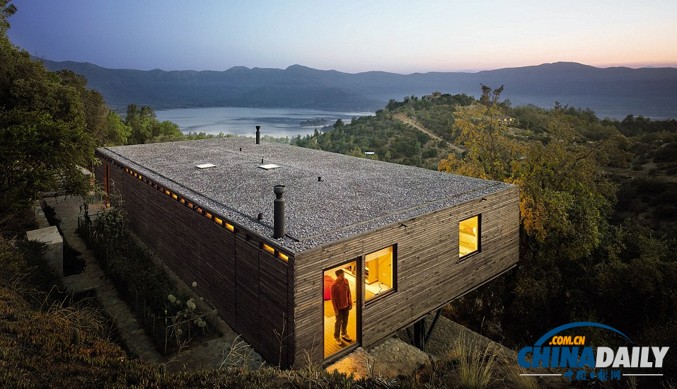 建在山巔或水面：盤點全球設(shè)計最獨特的房屋