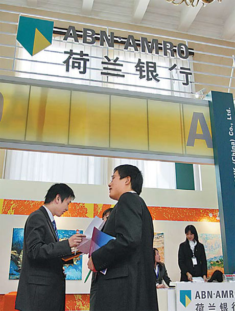 Green-field hopes in land of the tulips