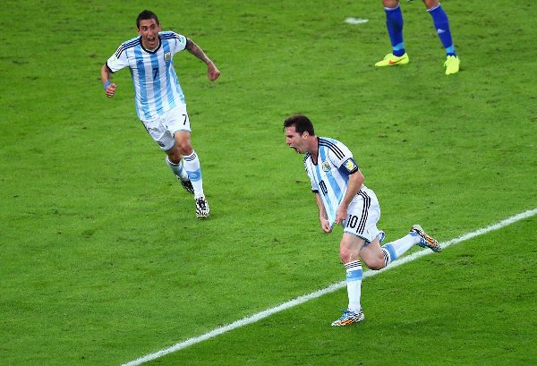 球進(jìn)了！Goooooal！世界杯慶祝方式大盤點(diǎn)（組圖）