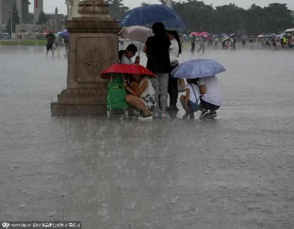 降雨不斷，多地現(xiàn)“看海”景觀