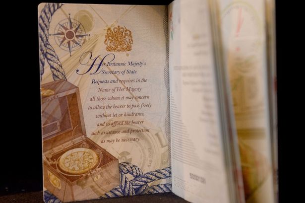 英新護照設計發(fā)布 你能認出多少英國風物人情？