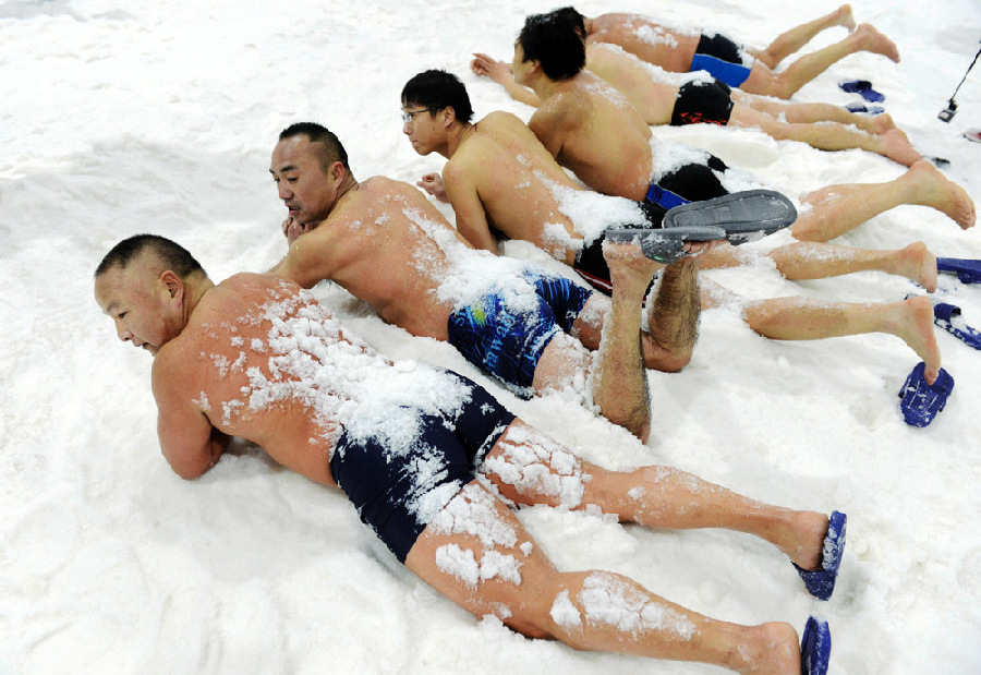 中國(guó)日?qǐng)?bào)聚焦各地寒潮來(lái)襲