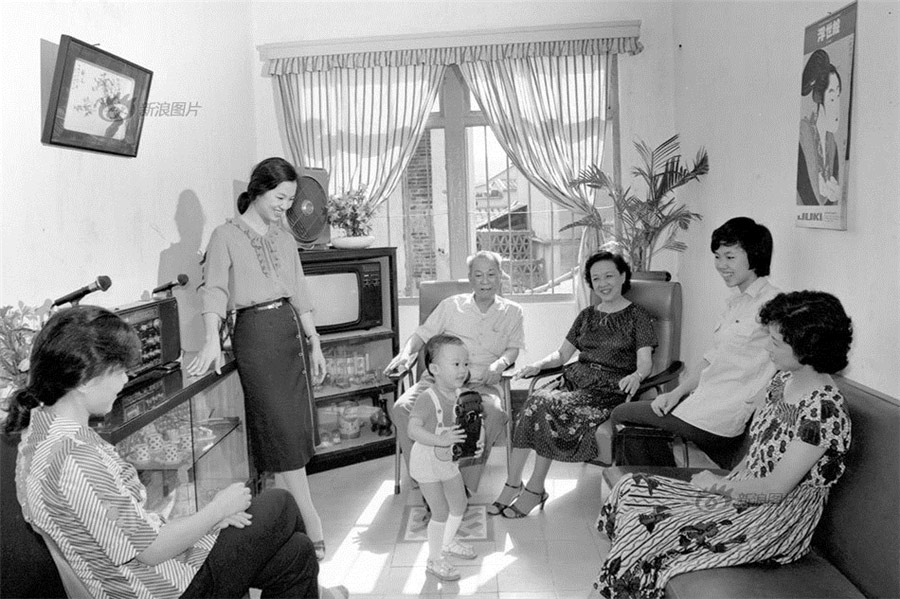 老照片：上世紀(jì)八九十年代的富裕家庭什么樣？（組圖）