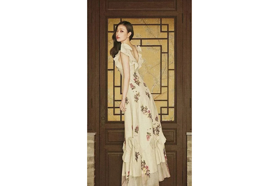 女星斗艷中國風(fēng)寫真 看看誰最美？（組圖）