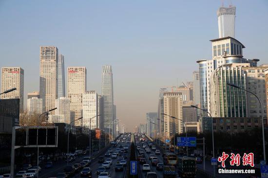 中國全面打響藍天、碧水、凈土三大保衛(wèi)戰(zhàn)