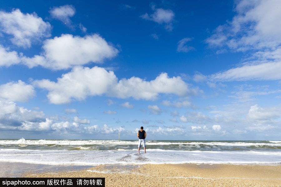 藍(lán)天白云刷屏！盤點(diǎn)風(fēng)清日朗的絕美風(fēng)光 為眼睛降溫