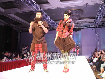 大學生走T臺 穿上自已設計的服裝