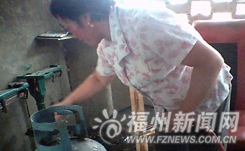 倉山隱藏“定時炸彈”　商家充裝超期未檢測鋼瓶