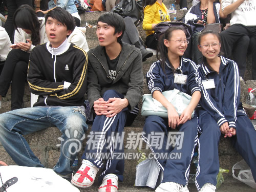 榕城高校運動會接連開幕　場上比體力場下拼創(chuàng)意