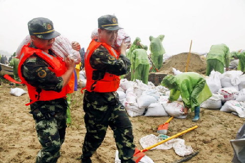 Typhoon Dujuan wreaks havoc in Fujian