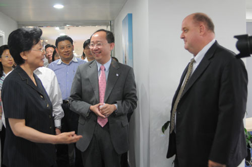Vice Minister of Commerce of China visited Huaqiao International Service Business Park