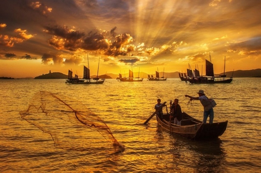 Photography exhibition showcases colorful Wuxi