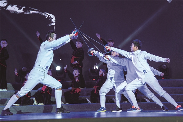 Zhangjiagang holds gala to welcome New Year