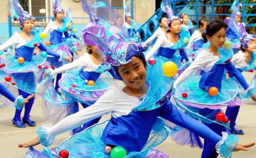 Tourist festivals: Yalu River International Tourist Festival (September)