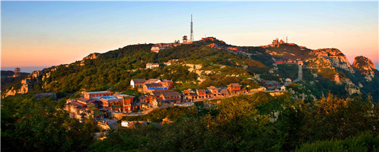 Hiking on picturesque Mount Tai