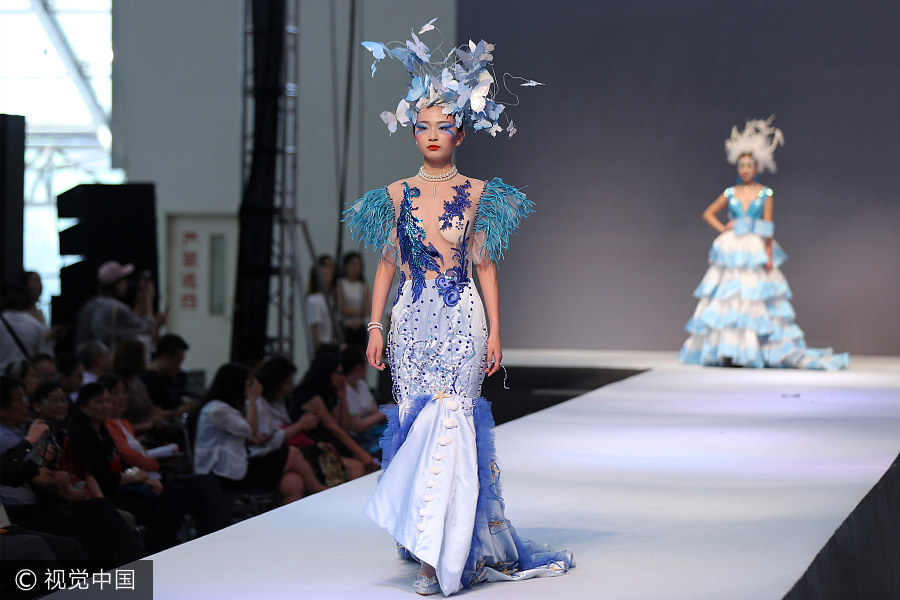 Artworks displayed at graduate talent show in Shandong University of Art & Design