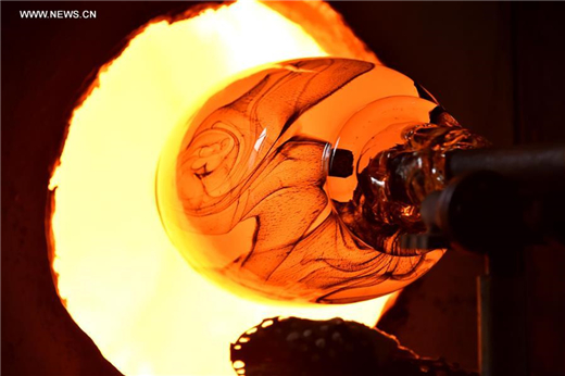 Colored glaze ornaments made in Zibo