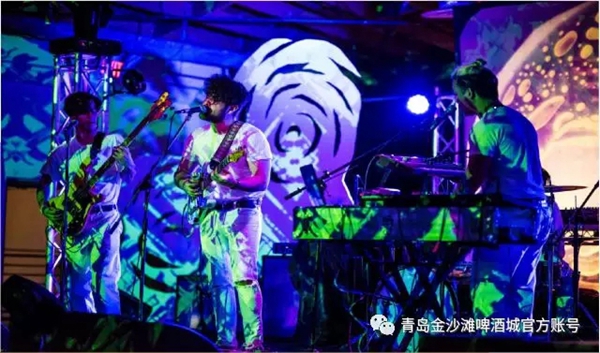 Intl bands light up Golden Beach Beer City