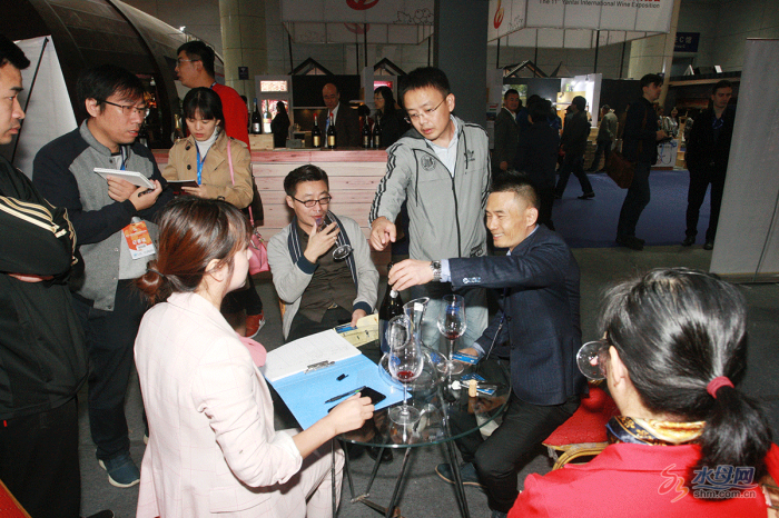 Snapshots from the 2018 Yantai Intl Wine Exposition