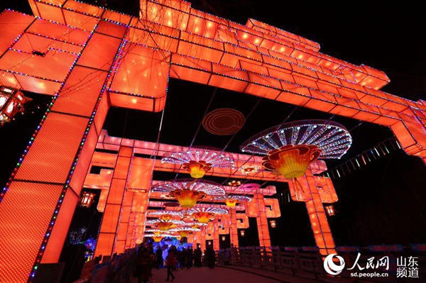 Lantern festival spruces up Zibo city