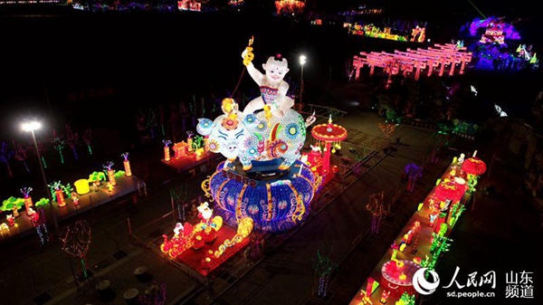 Lantern festival spruces up Zibo city