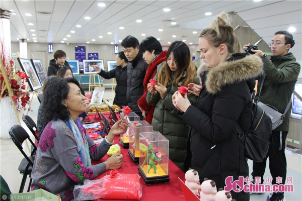 Yantai ICH items enchant foreign visitors