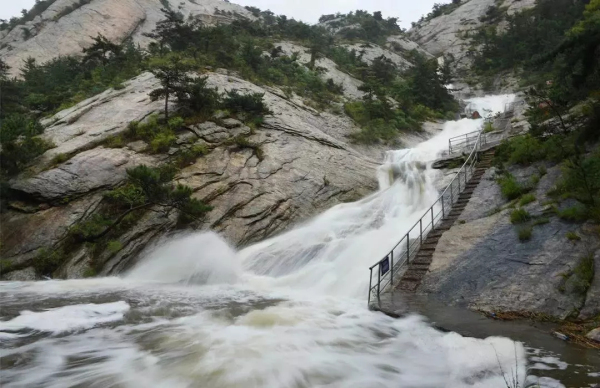 Kunyu Mountain after rainfall