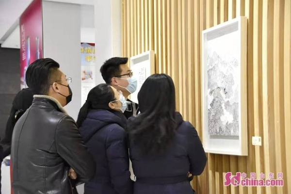 Painting exhibition promoting rural tourism opens in Yantai