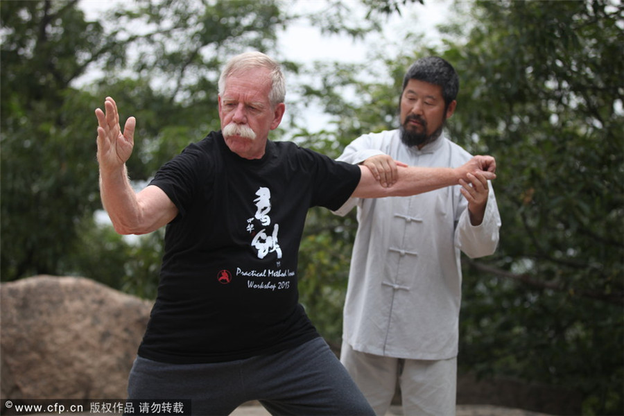 Foreigners flock to tai chi school in Shandong