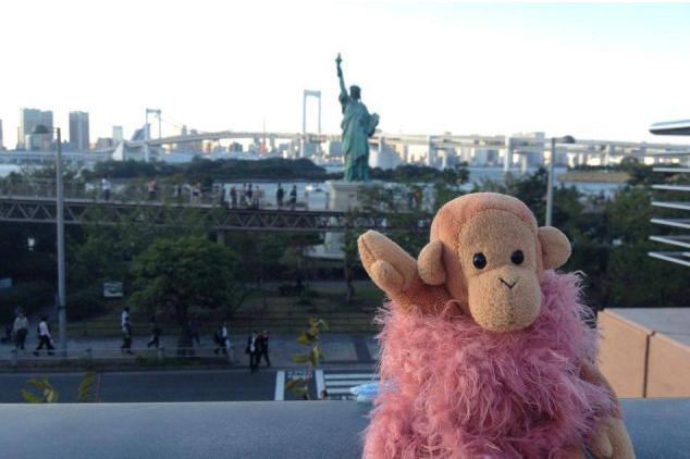>Stuffed animals go on travel<BR>日旅行社送玩偶出游(圖)
