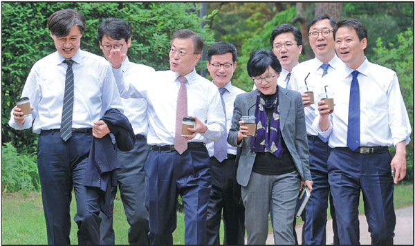 New ROK leader plans to reorganize presidential office