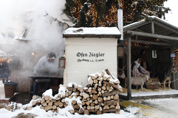 Enjoy at a Christmas maket in Berlin