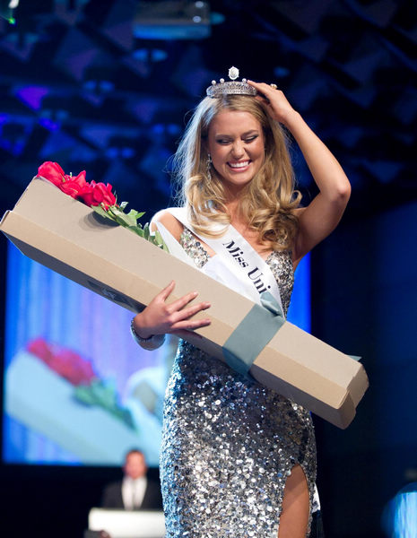 Scherri Lee Biggs crowned Miss Universe Australia