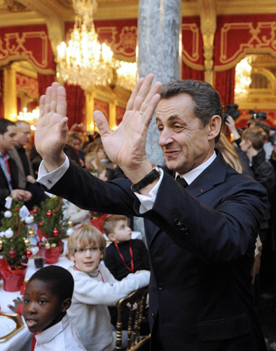 Sarkozy and wife celebrate Christmas at Elysee Sarkozy and wife celebrate Christmas at Elysee