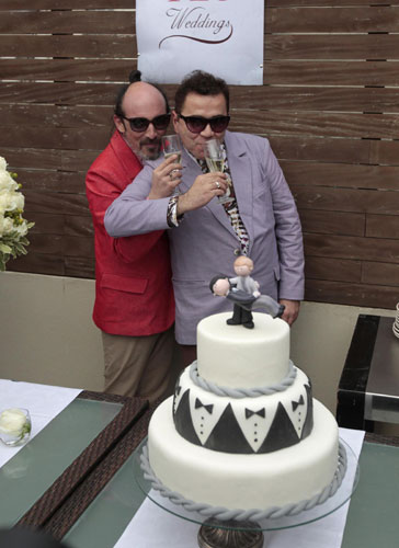 First gay marriage in Uruguay