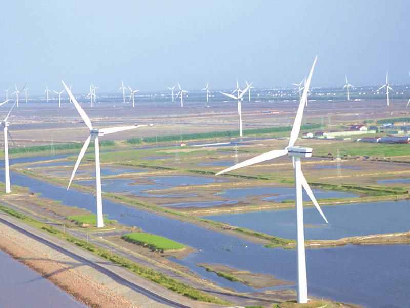 Clean power hits record high