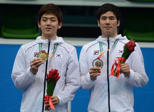South Korean duo wins men's badminton doubles at the Kazan Universiade in Kazan, Russia, July 12, 2013. South Korea biggest winner in Universiade badminton