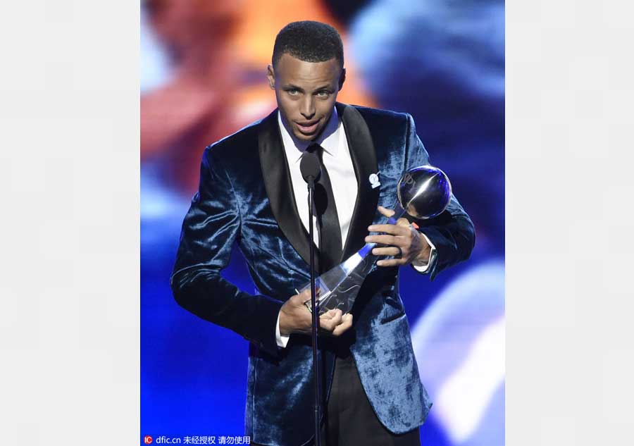 Sports stars kick goals at ESPY Awards