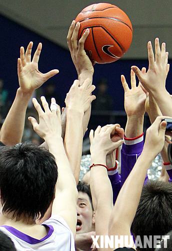 上海加時(shí)賽險(xiǎn)勝遼寧盼盼 艱難晉級(jí)半決賽