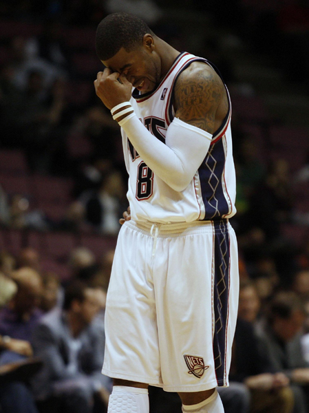 NBA：IZOD中心告別戰(zhàn) 籃網(wǎng)負(fù)山貓