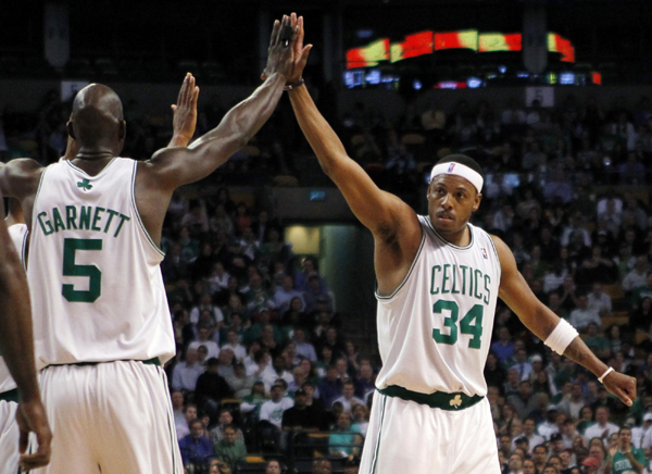 NBA：綠衫軍滅火 騎士駕馭公牛 雙雙晉級(jí)