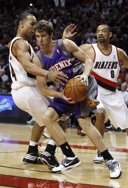 NBA：馬刺刺痛小牛 太陽灼傷開拓者 雙雙4:2晉級