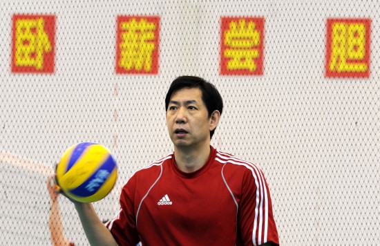 女排主帥王寶泉訓(xùn)練場上過“五一”