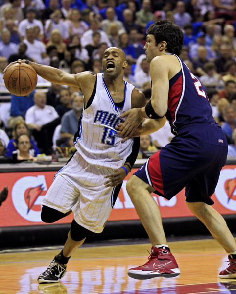 NBA：魔術(shù)首戰(zhàn)狂勝老鷹43分 1:0領(lǐng)先