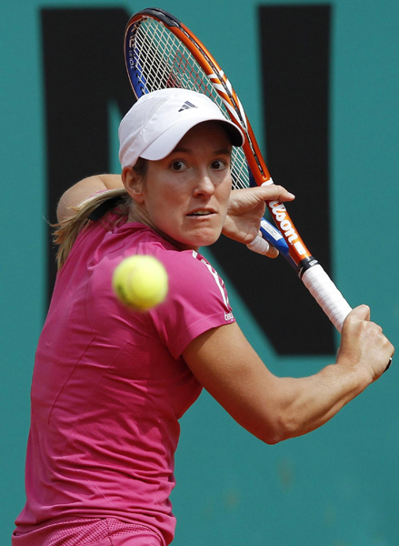 法網(wǎng)：納達爾取得開門紅 薩芬娜爆大冷