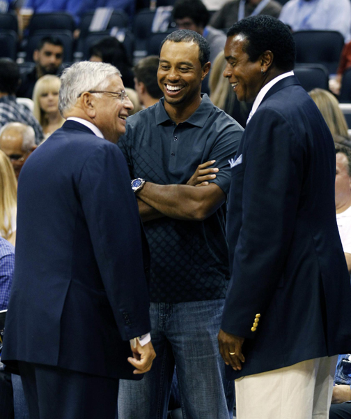 奇才揭幕戰(zhàn)客場慘敗魔術(shù) 阿聯(lián)首秀替補6分5板