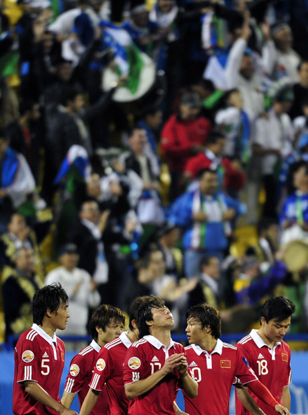 亞洲杯：中國隊2:2戰(zhàn)平烏茲別克斯坦隊無緣八強(qiáng)